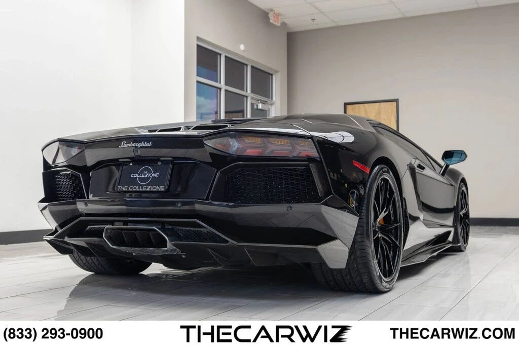 2012 Lamborghini Aventador LP700-4 - Image 28 of 31