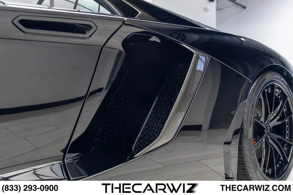 2012 Lamborghini Aventador LP700-4 - Image 16 of 31