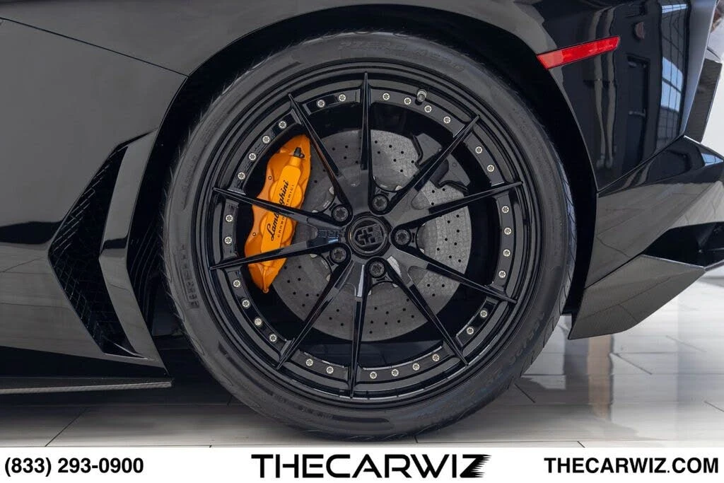 2012 Lamborghini Aventador LP700-4 - Image 20 of 31