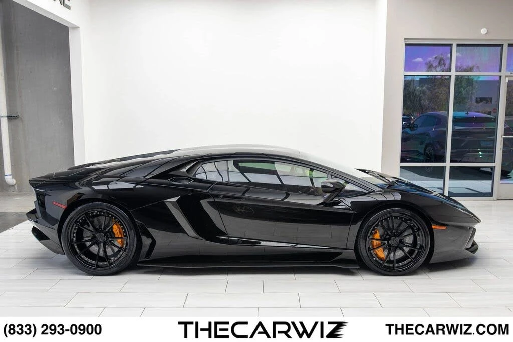 2012 Lamborghini Aventador LP700-4 - Image 29 of 31