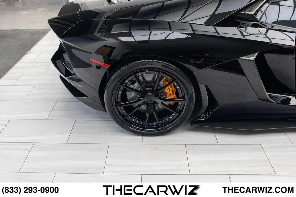2012 Lamborghini Aventador LP700-4 - Image 30 of 31