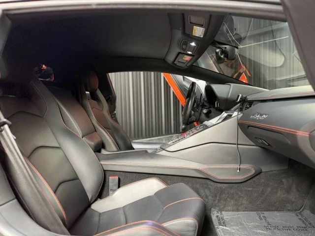 2012 Lamborghini Aventador LP700-4 - Image 24 of 28