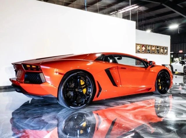 2012 Lamborghini Aventador LP700-4 - Image 7 of 15