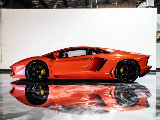 2012 Lamborghini Aventador LP700-4 - Image 13 of 21