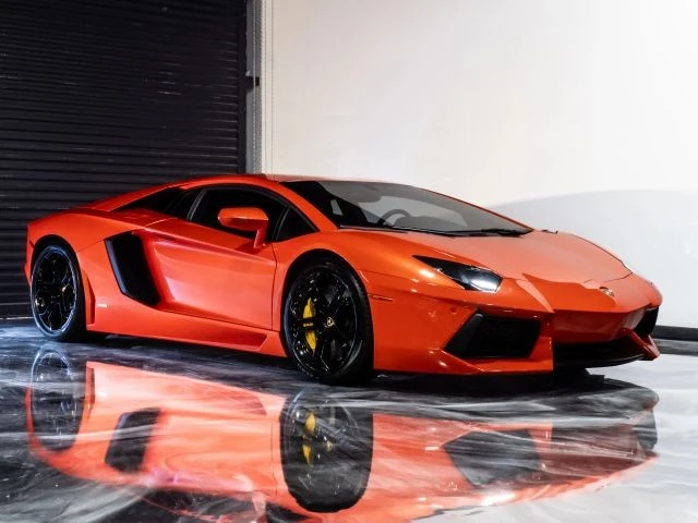 2012 Lamborghini Aventador LP700-4 - Image 5 of 21