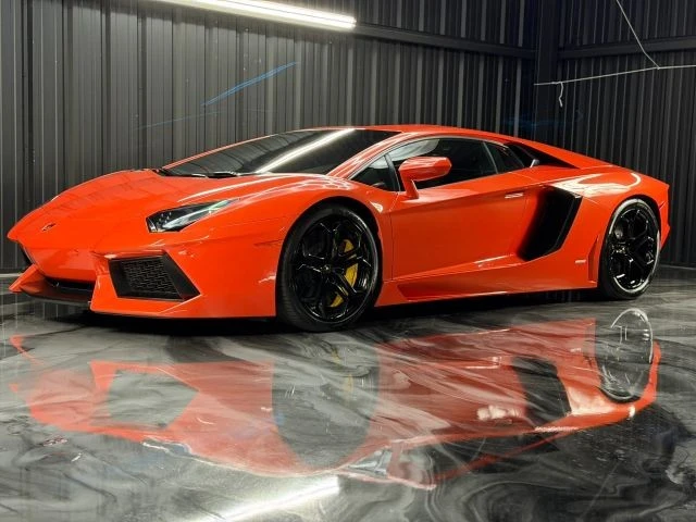 2012 Lamborghini Aventador LP700-4 - Image 13 of 28