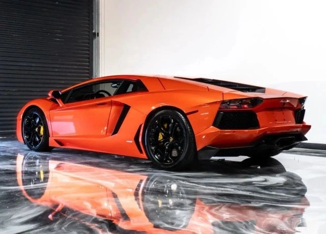 2012 Lamborghini Aventador LP700-4 - Image 8 of 15