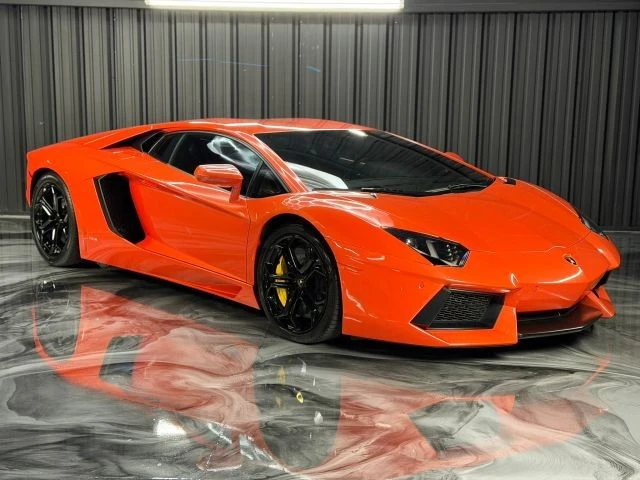 2012 Lamborghini Aventador LP700-4 - Image 3 of 28
