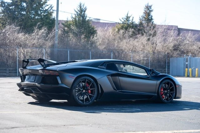 2012 Lamborghini Aventador LP700-4 - Image 4 of 17