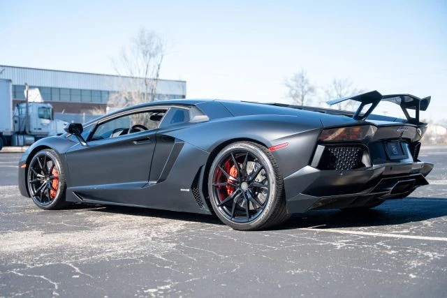 2012 Lamborghini Aventador LP700-4 - Image 12 of 17