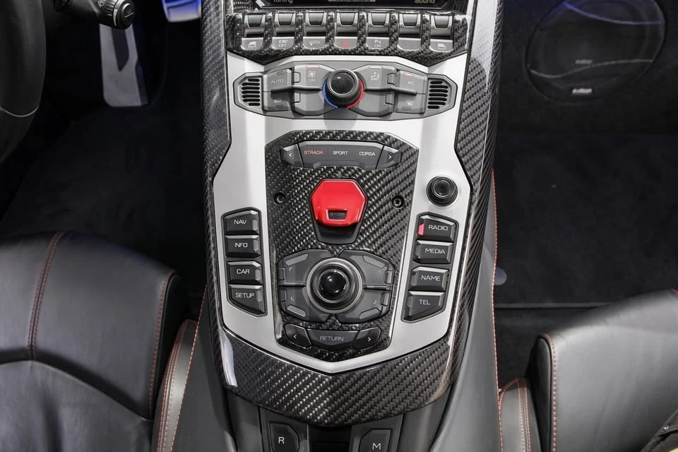 2012 Lamborghini Aventador LP700-4 - Image 20 of 20