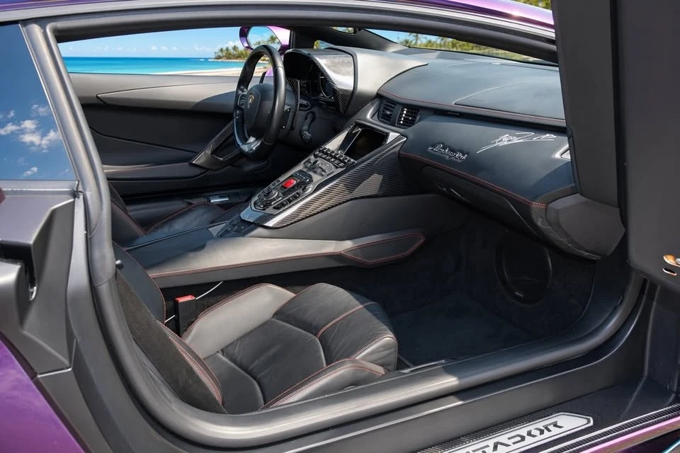 2012 Lamborghini Aventador LP700-4 - Image 13 of 20