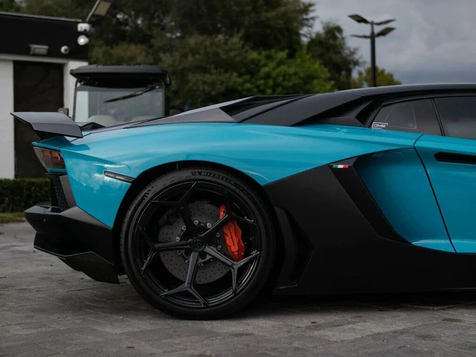 2012 Lamborghini Aventador LP700-4 - Image 30 of 31