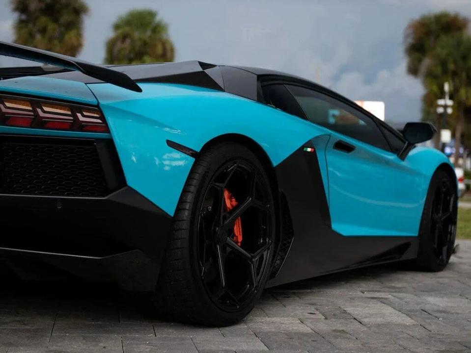 2012 Lamborghini Aventador LP700-4 - Image 28 of 31