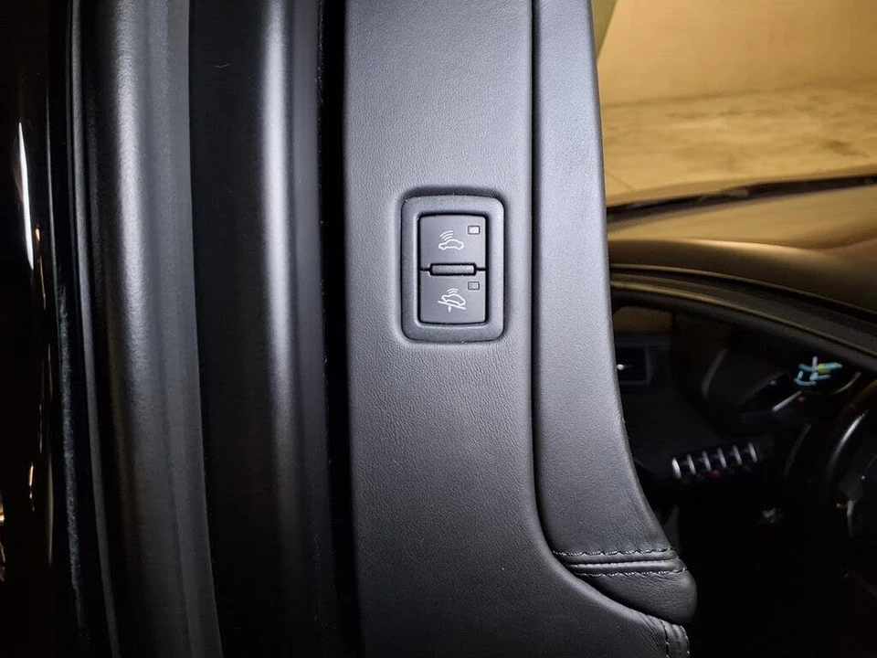 2012 Lamborghini Aventador LP700-4 - Image 17 of 25