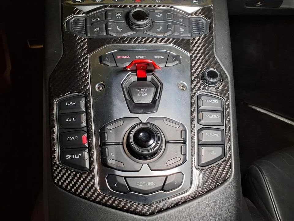 2012 Lamborghini Aventador LP700-4 - Image 6 of 25