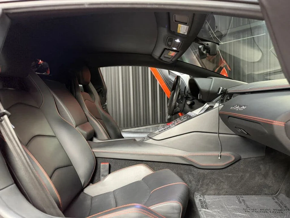 2012 Lamborghini Aventador LP700-4 - Image 24 of 28