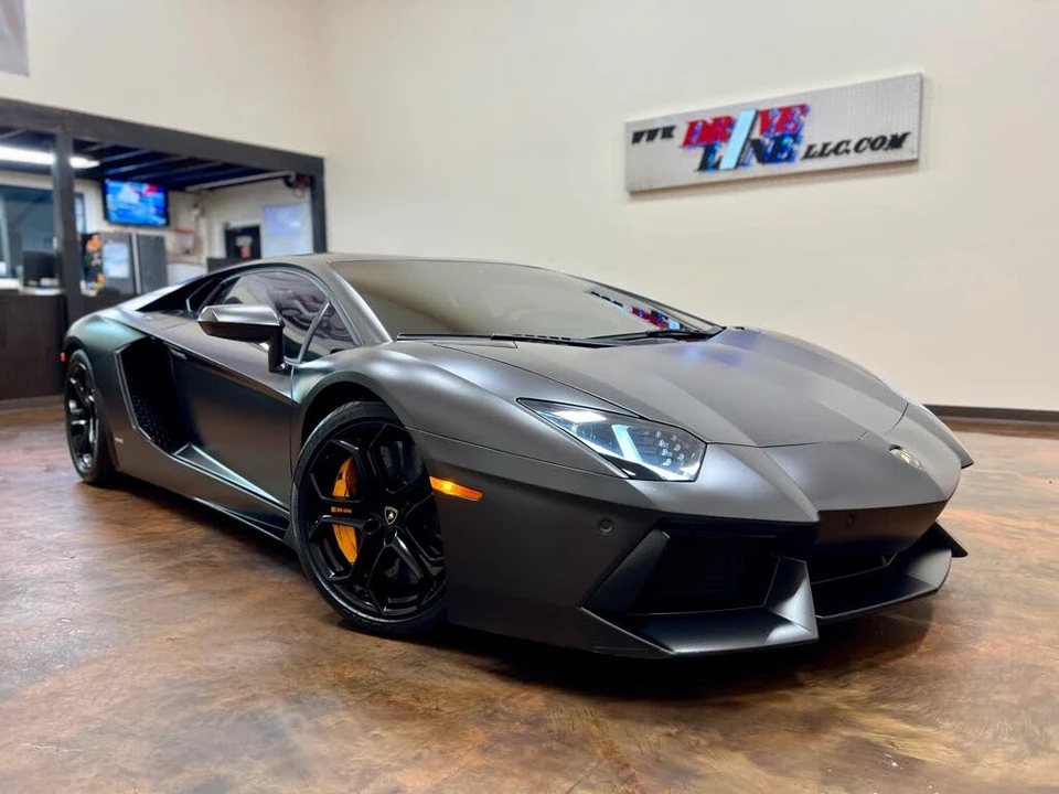 2012 Lamborghini Aventador LP700-4 - Image 10 of 31