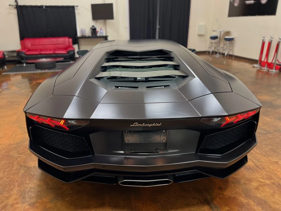 2012 Lamborghini Aventador LP700-4 - Image 7 of 31