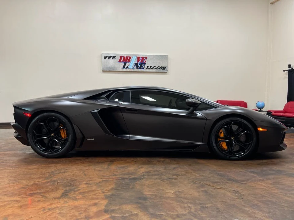 2012 Lamborghini Aventador LP700-4 - Image 9 of 31