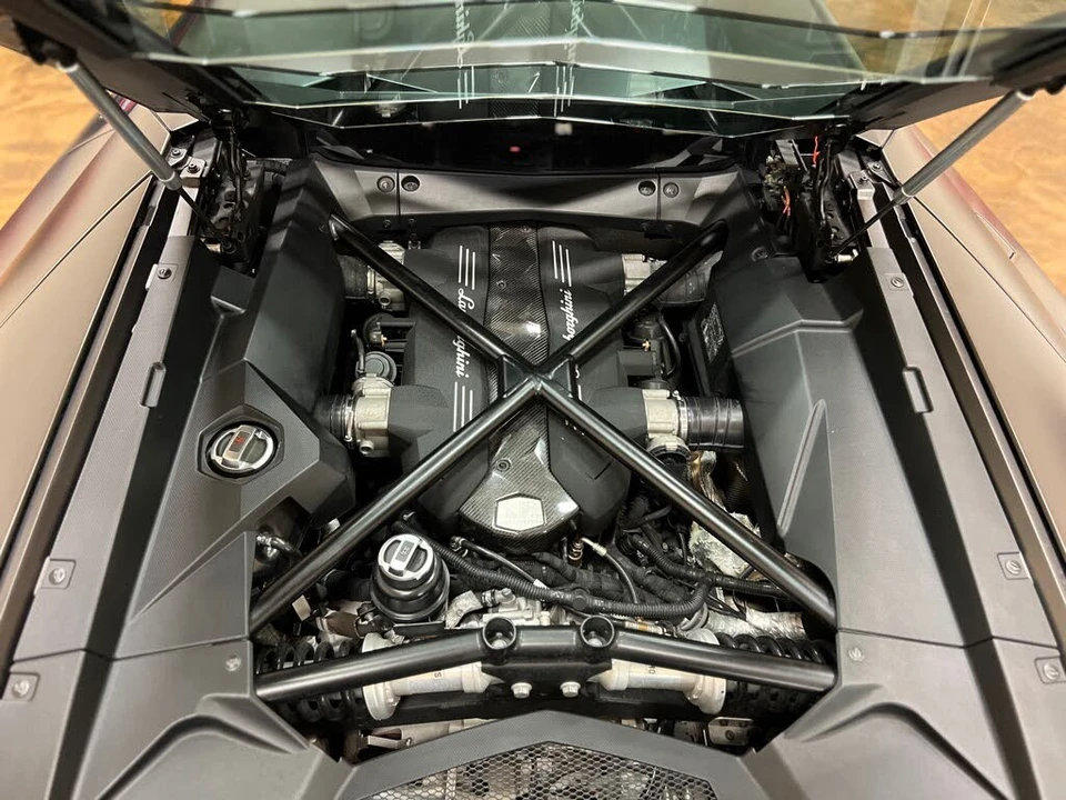 2012 Lamborghini Aventador LP700-4 - Image 21 of 31