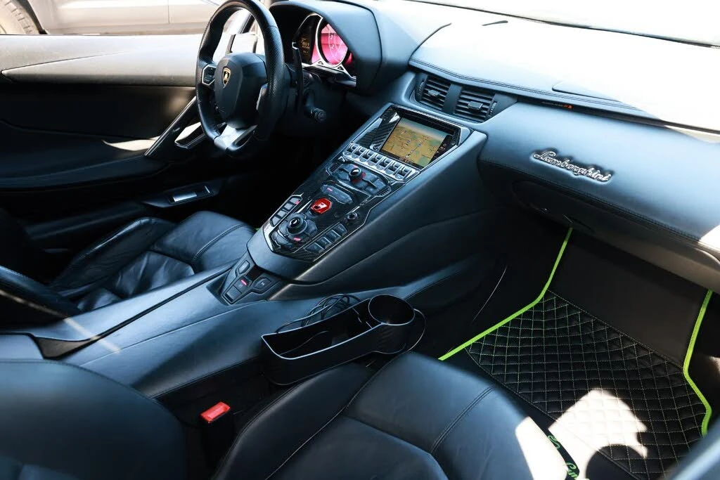 2012 Lamborghini Aventador LP700-4 - Image 10 of 31