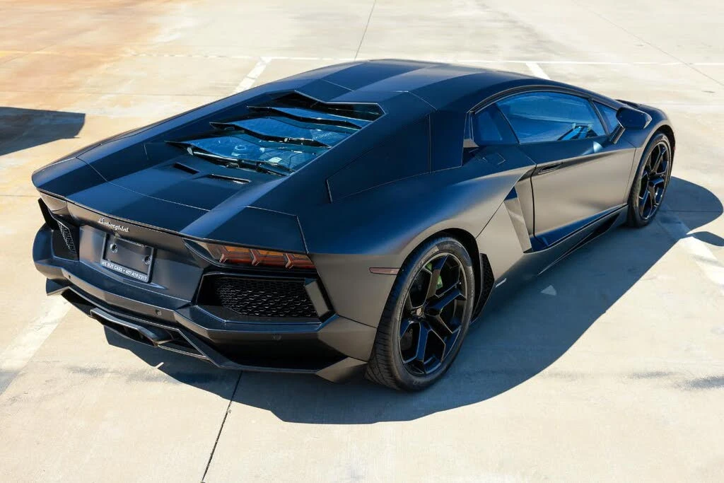 2012 Lamborghini Aventador LP700-4 - Image 11 of 31