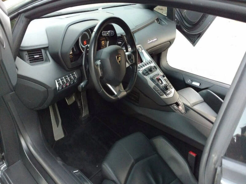 2012 Lamborghini Aventador LP700-4 - Image 9 of 13