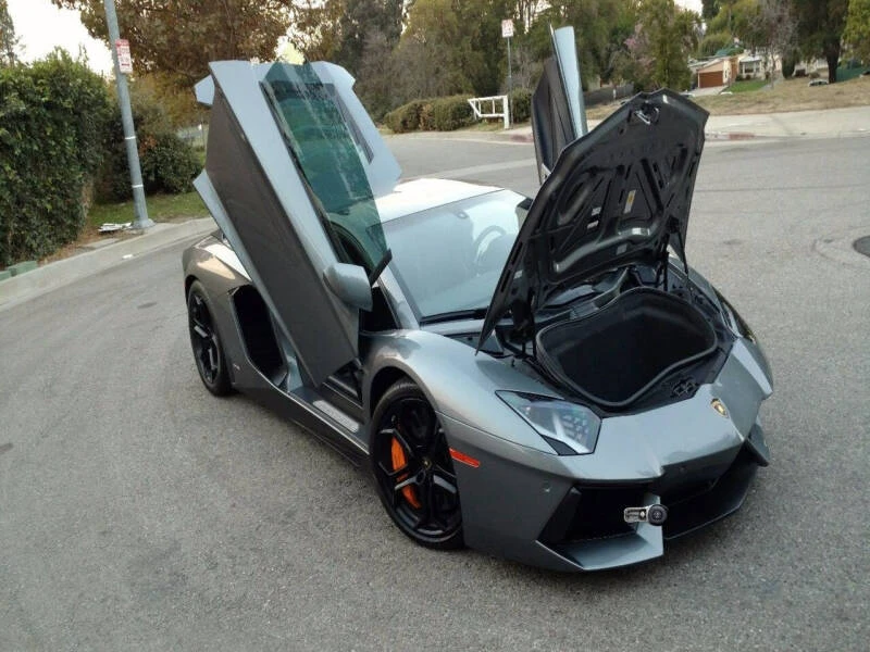 2012 Lamborghini Aventador LP700-4 - Image 2 of 13