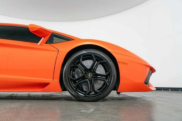 2012 Lamborghini Aventador LP700-4 - Image 14 of 31