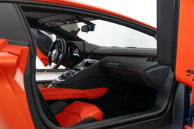 2012 Lamborghini Aventador LP700-4 - Image 27 of 31