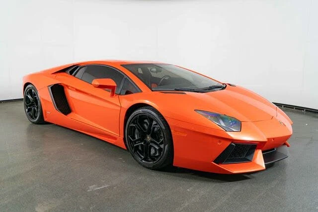 2012 Lamborghini Aventador LP700-4 - Image 2 of 31