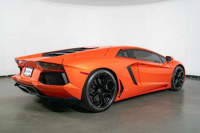 2012 Lamborghini Aventador LP700-4 - Image 11 of 31