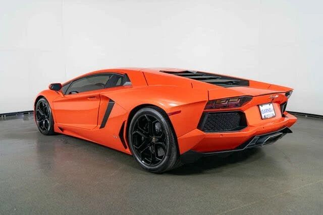2012 Lamborghini Aventador LP700-4 - Image 9 of 31