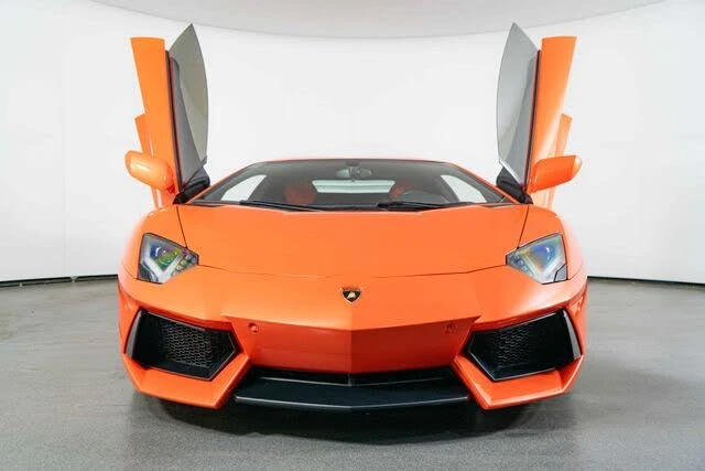 2012 Lamborghini Aventador LP700-4 - Image 5 of 31