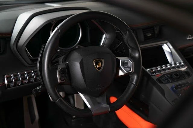 2012 Lamborghini Aventador LP700-4 - Image 20 of 31