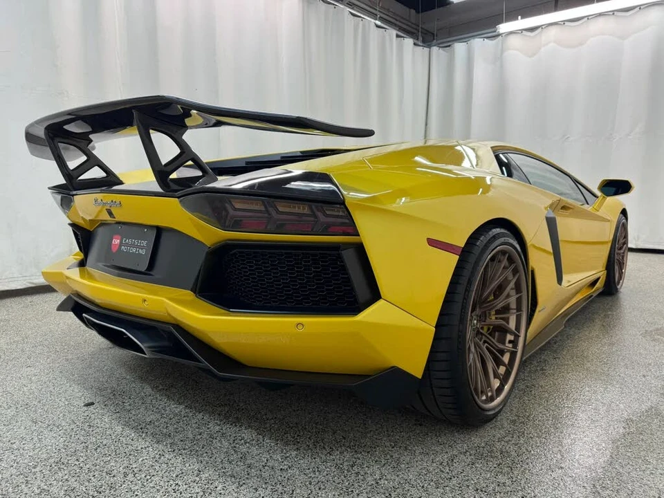 2012 Lamborghini Aventador LP700-4 - Image 10 of 31
