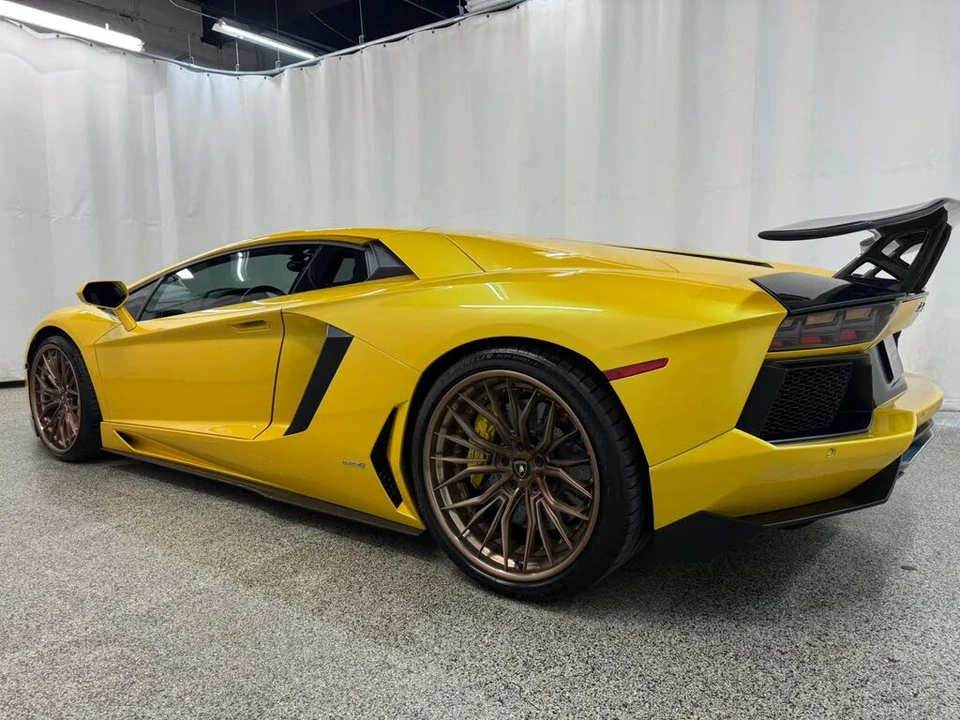 2012 Lamborghini Aventador LP700-4 - Image 16 of 31
