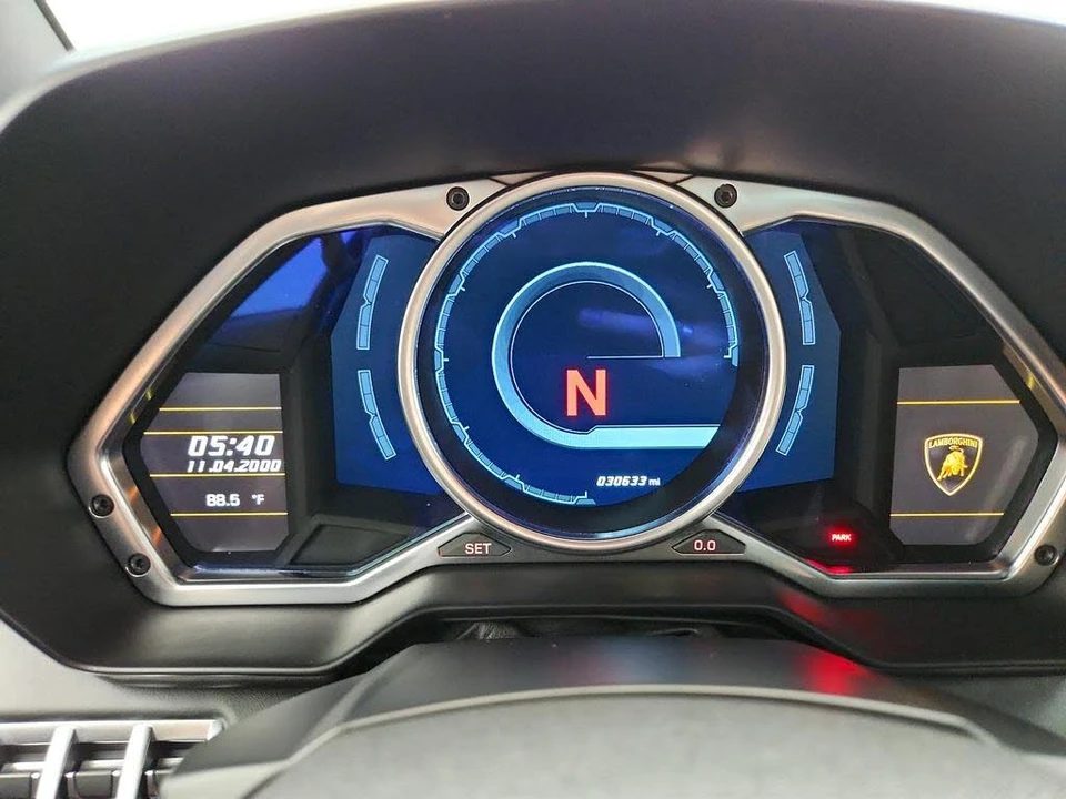 2012 Lamborghini Aventador LP700-4 - Image 15 of 31