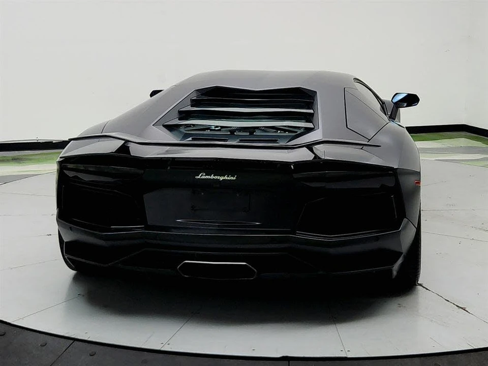 2012 Lamborghini Aventador LP700-4 - Image 6 of 31