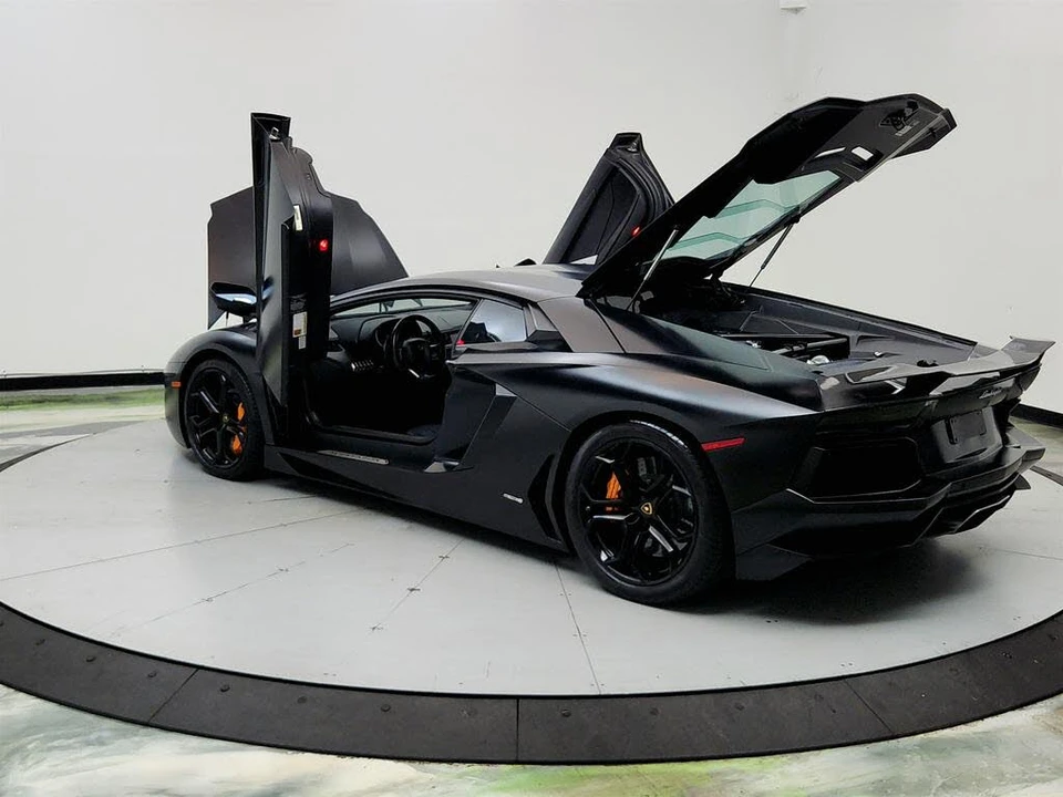 2012 Lamborghini Aventador LP700-4 - Image 12 of 31