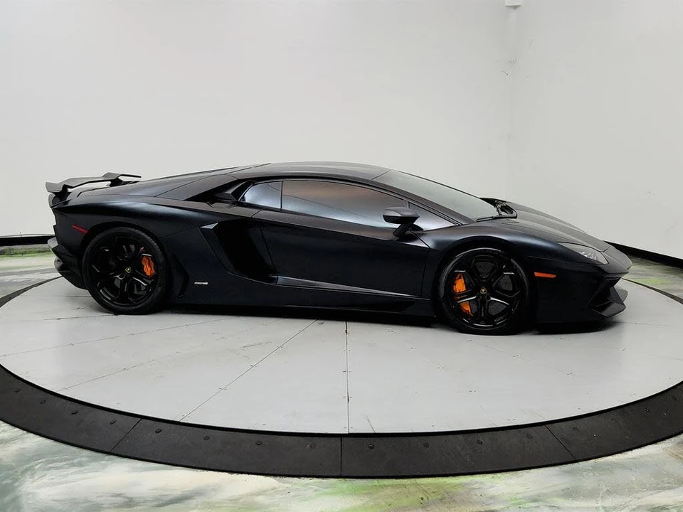 2012 Lamborghini Aventador LP700-4 - Image 4 of 31