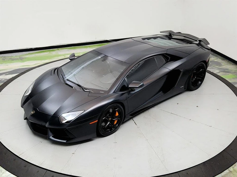 2012 Lamborghini Aventador LP700-4 - Image 30 of 31