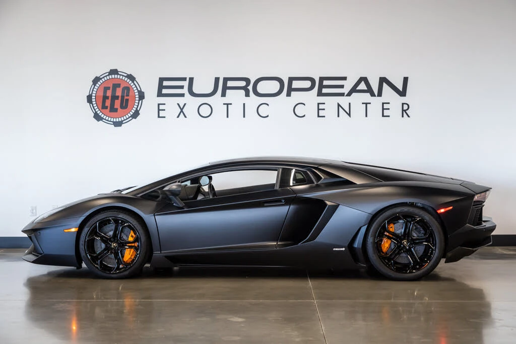 2012 Lamborghini Aventador LP700-4 - Image 9 of 31