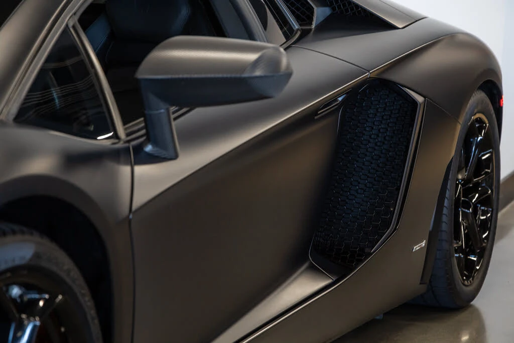 2012 Lamborghini Aventador LP700-4 - Image 24 of 31