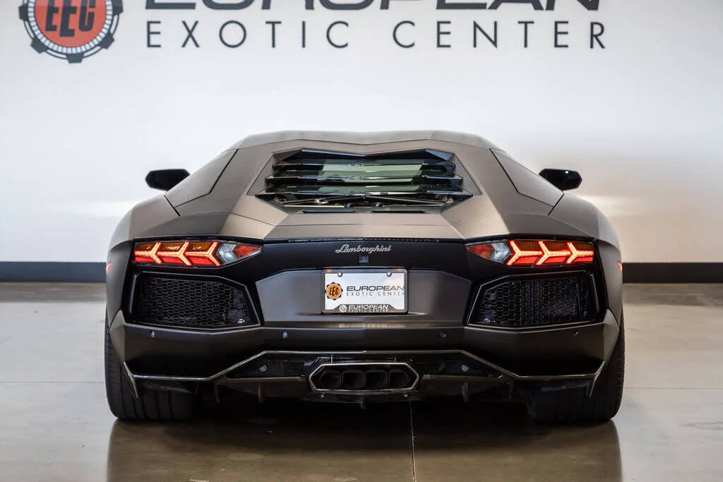 2012 Lamborghini Aventador LP700-4 - Image 11 of 31
