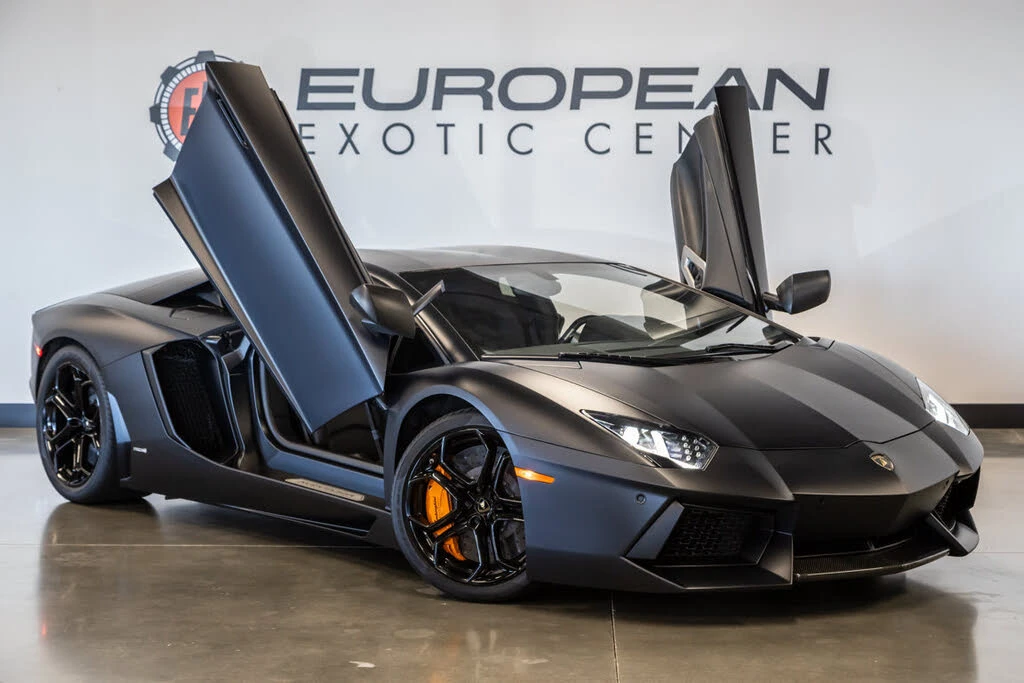 2012 Lamborghini Aventador LP700-4 - Image 2 of 31