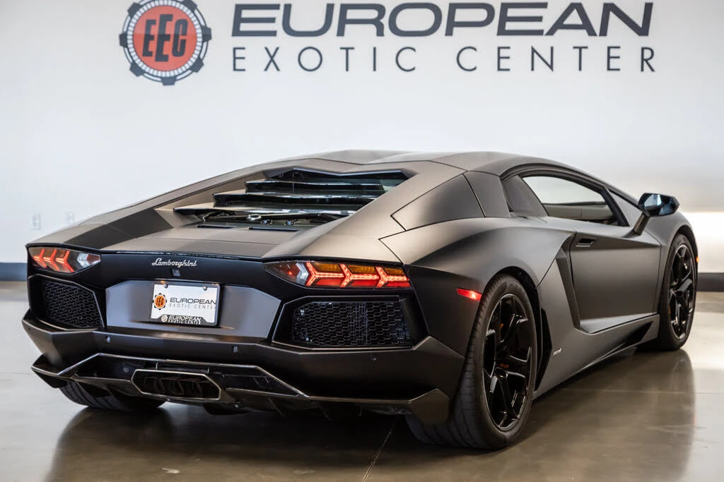 2012 Lamborghini Aventador LP700-4 - Image 12 of 31