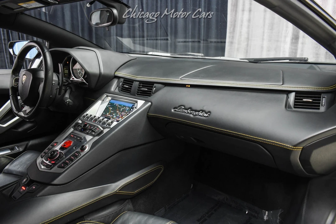 2012 Lamborghini Aventador LP700-4 - Image 19 of 21