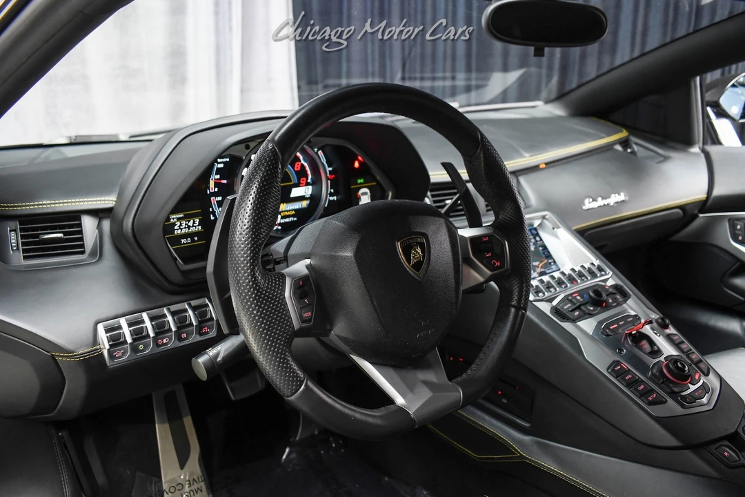 2012 Lamborghini Aventador LP700-4 - Image 8 of 21